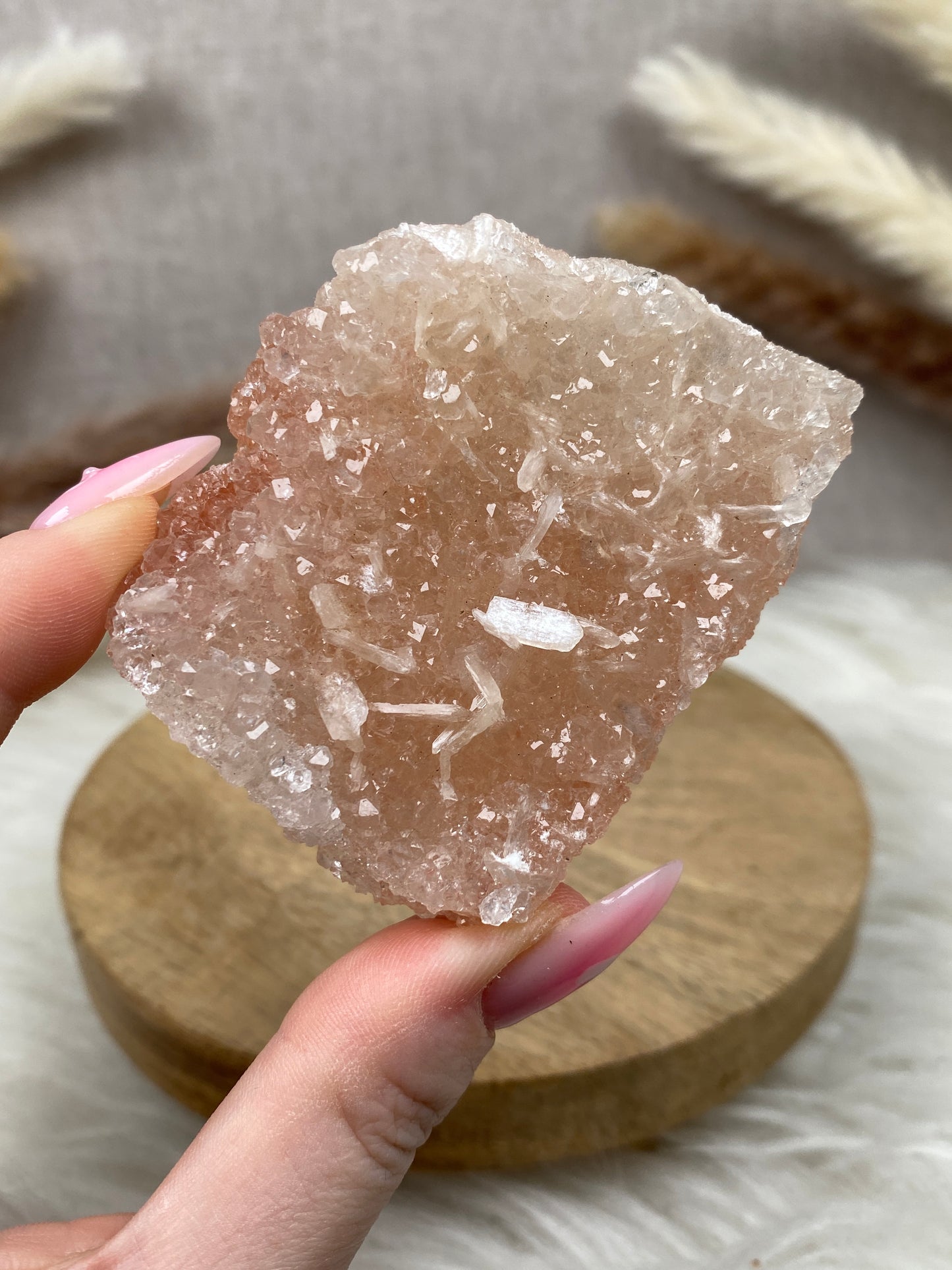 Rosa Apophyllit Cluster (3)