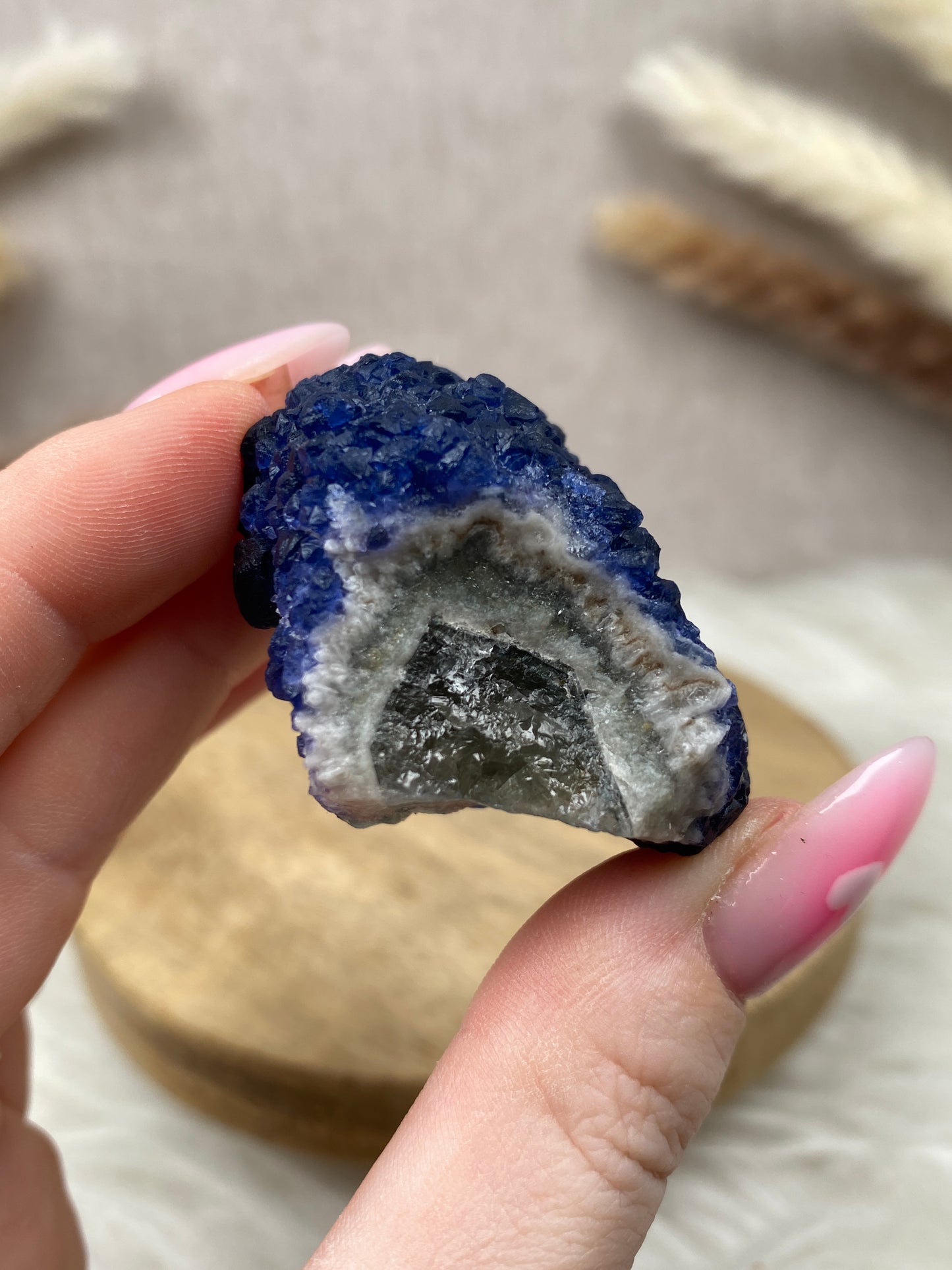 Blaubeer Fluorit auf Quarz (1)