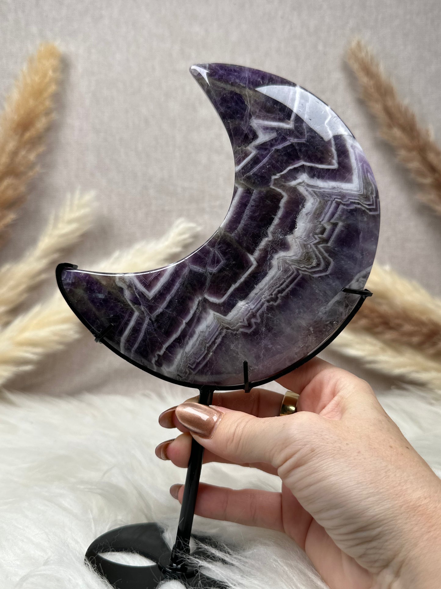 Chevron-Amethyst Mond auf Ständer