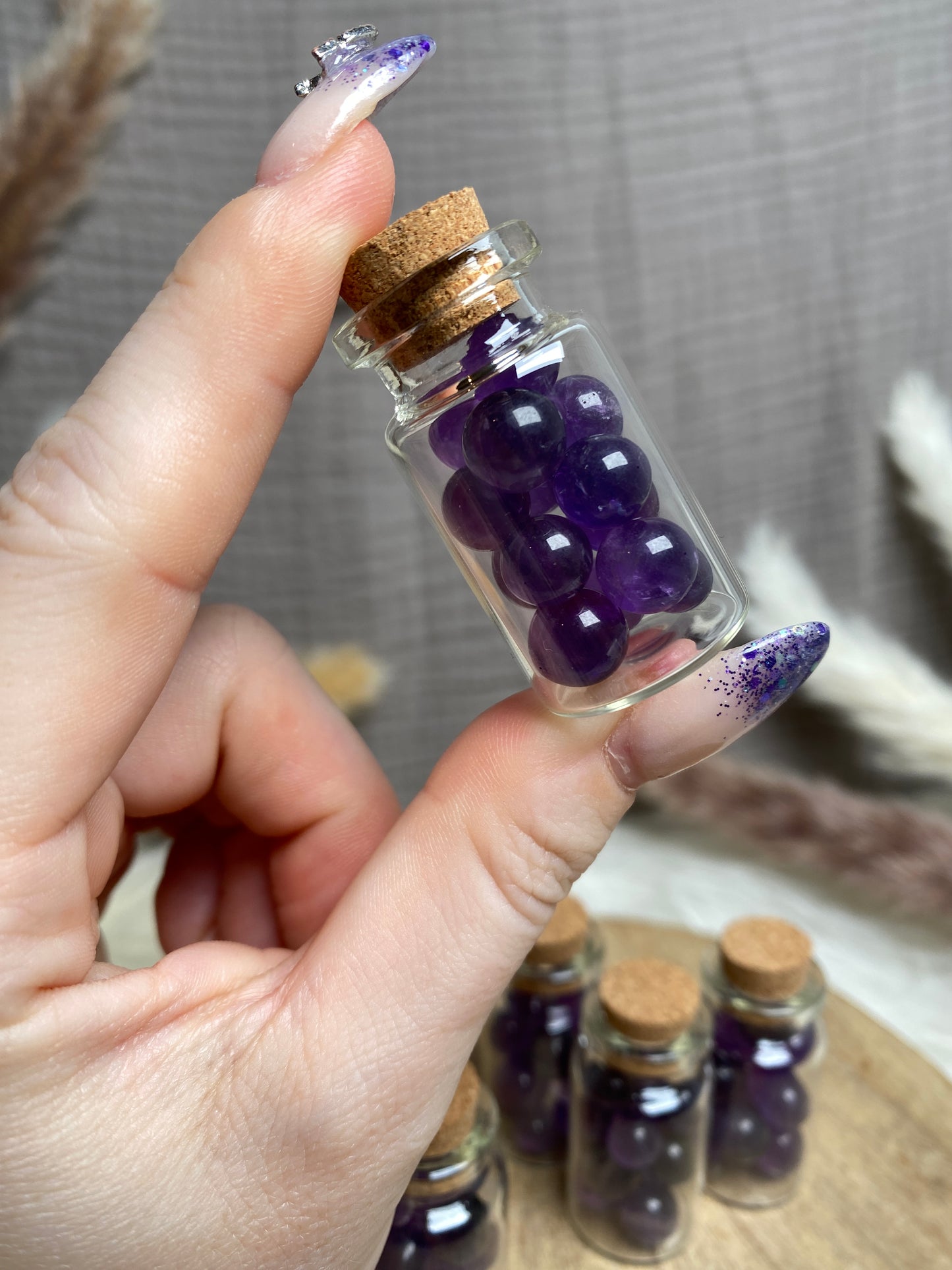 Mini Amethyst Kugeln im Fläschchen