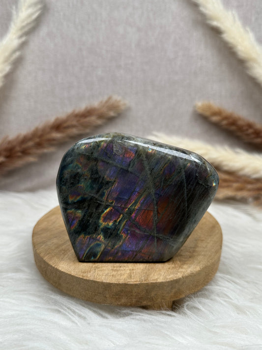 Labradorit Freiform (bunt)