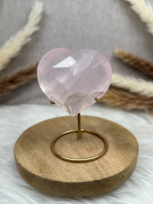 Facettiertes Rosenquarz Herz
