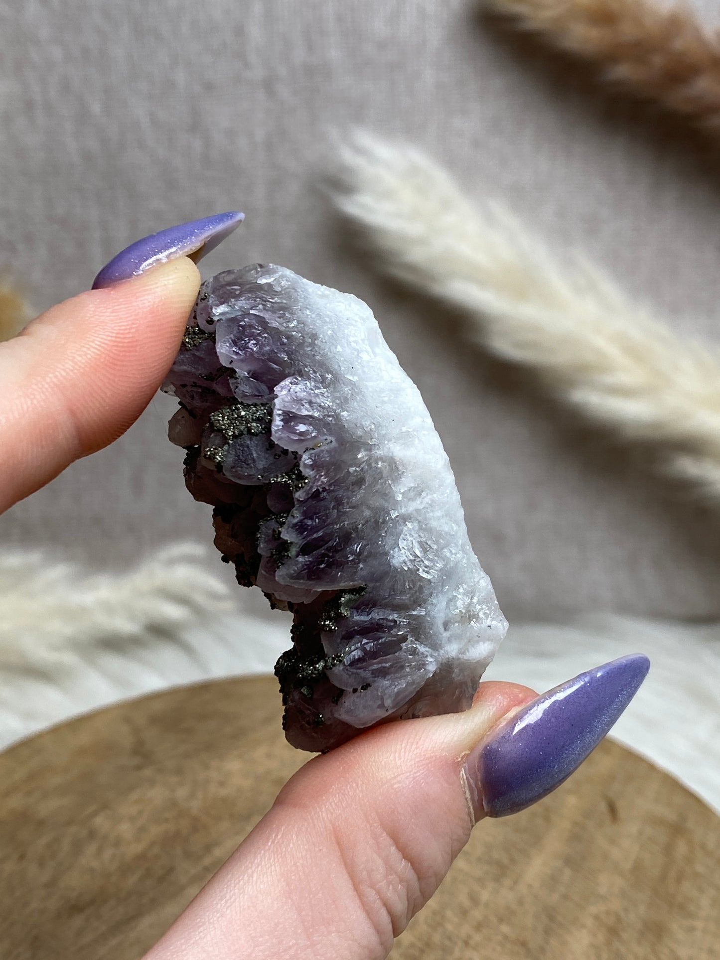 Amethyst mit Pyrit Cluster (6)