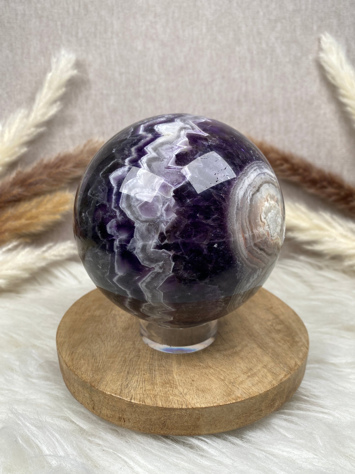 Chevron Amethyst Kugel (1)