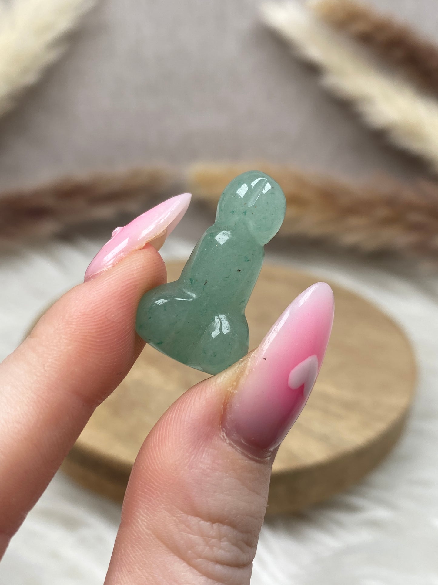 Kleine Phallus Carvings