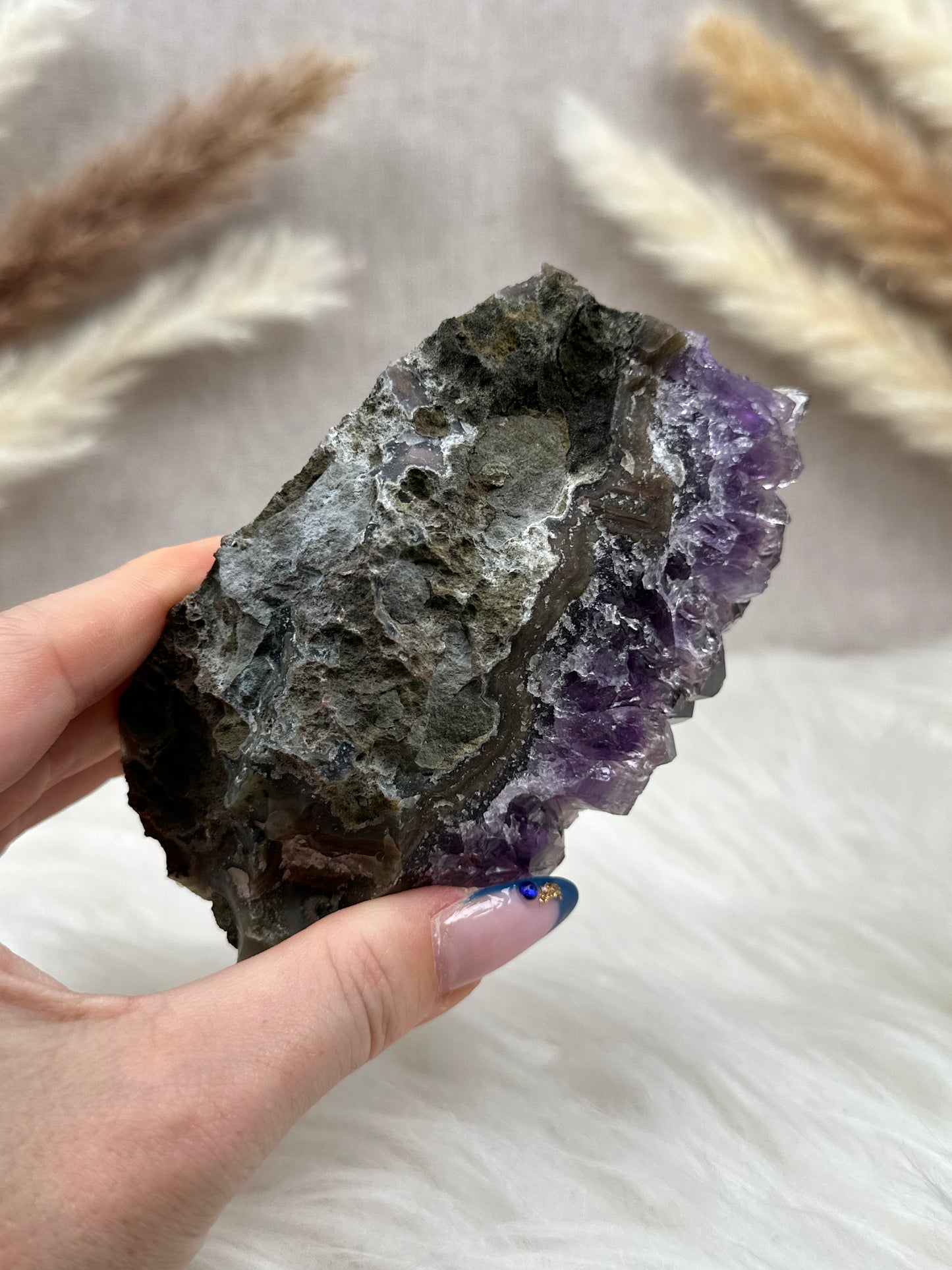 Amethyst mit Calcit Cluster (1)