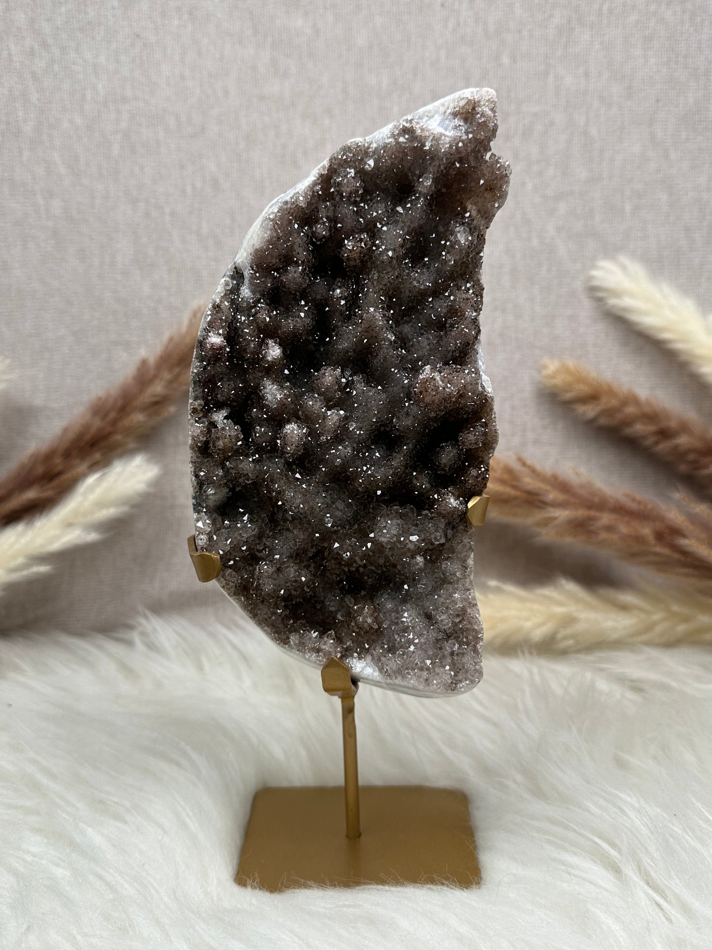 Brauner Amethyst auf Ständer
