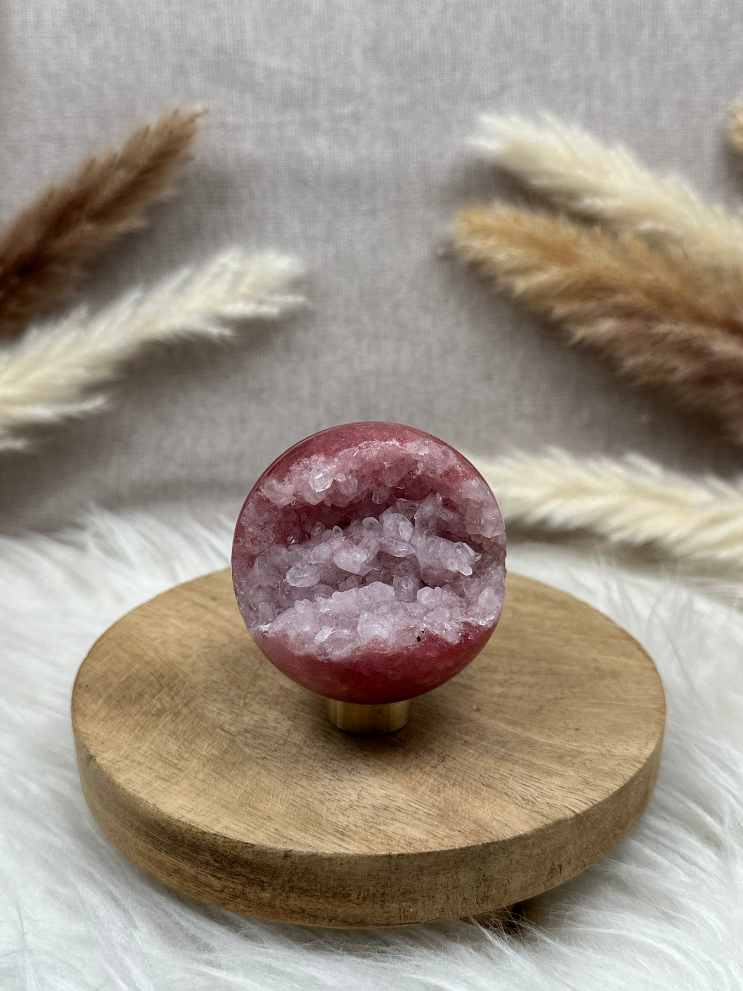 Pink Amethyst Kugel 1 (man made)