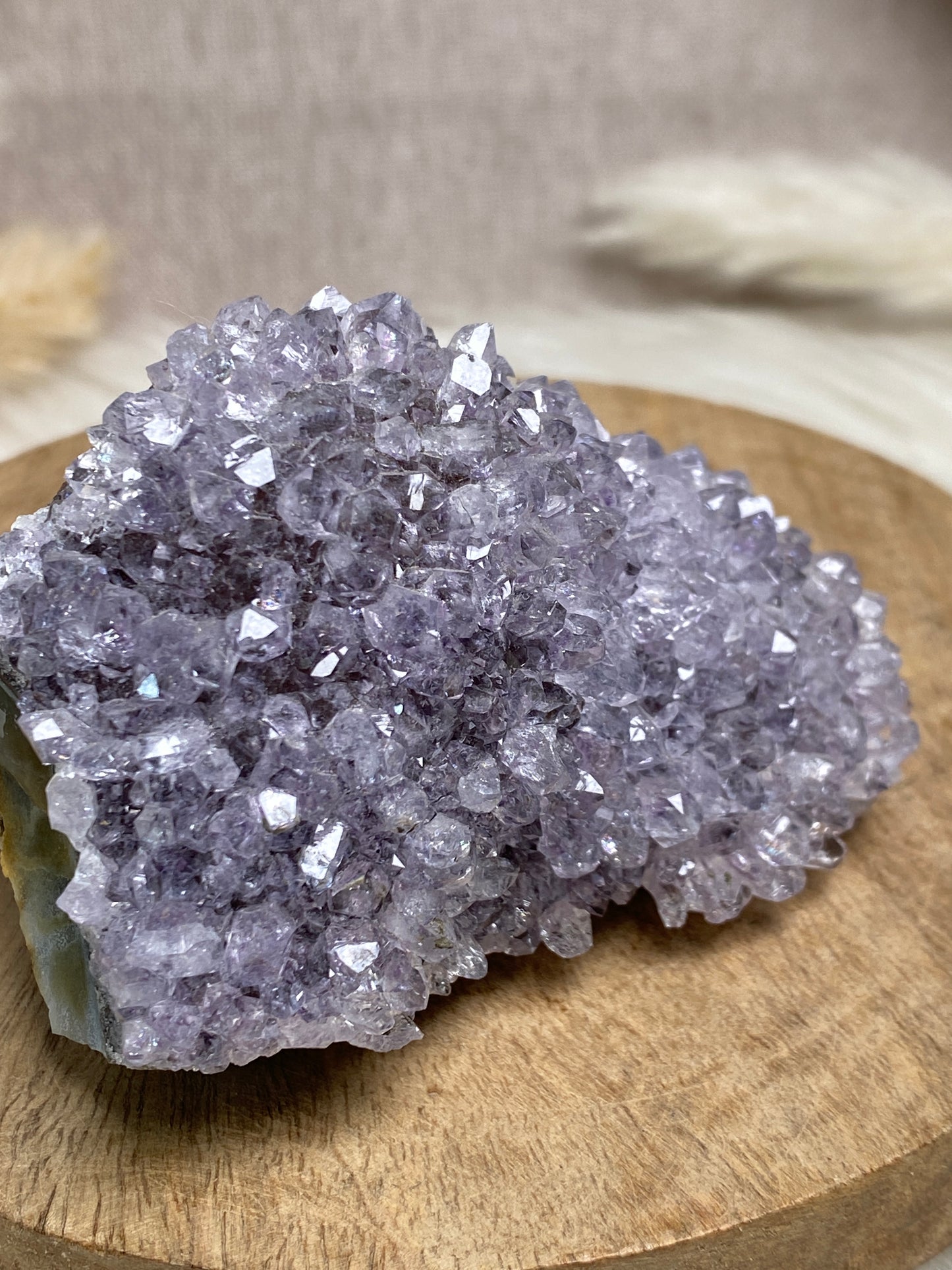 Helles Amethyst Cluster