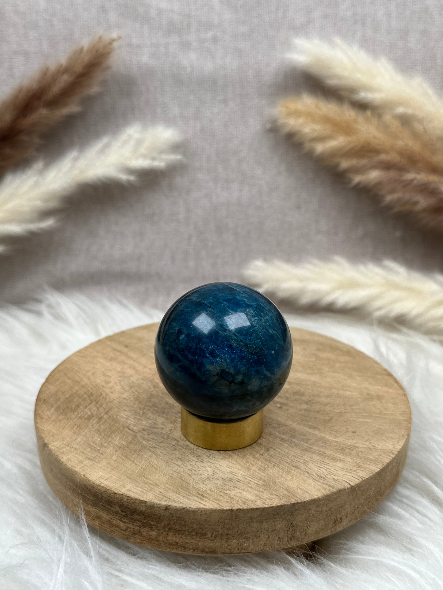 Blaue Apatit Kugel (3)