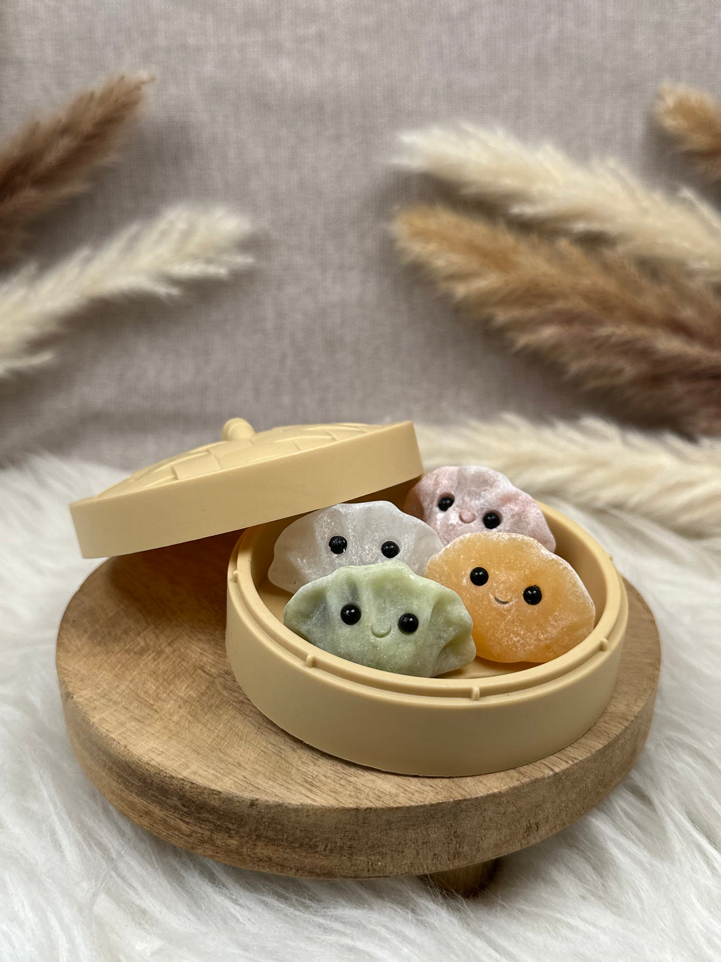 Dumpling Carvings (mit Augen)