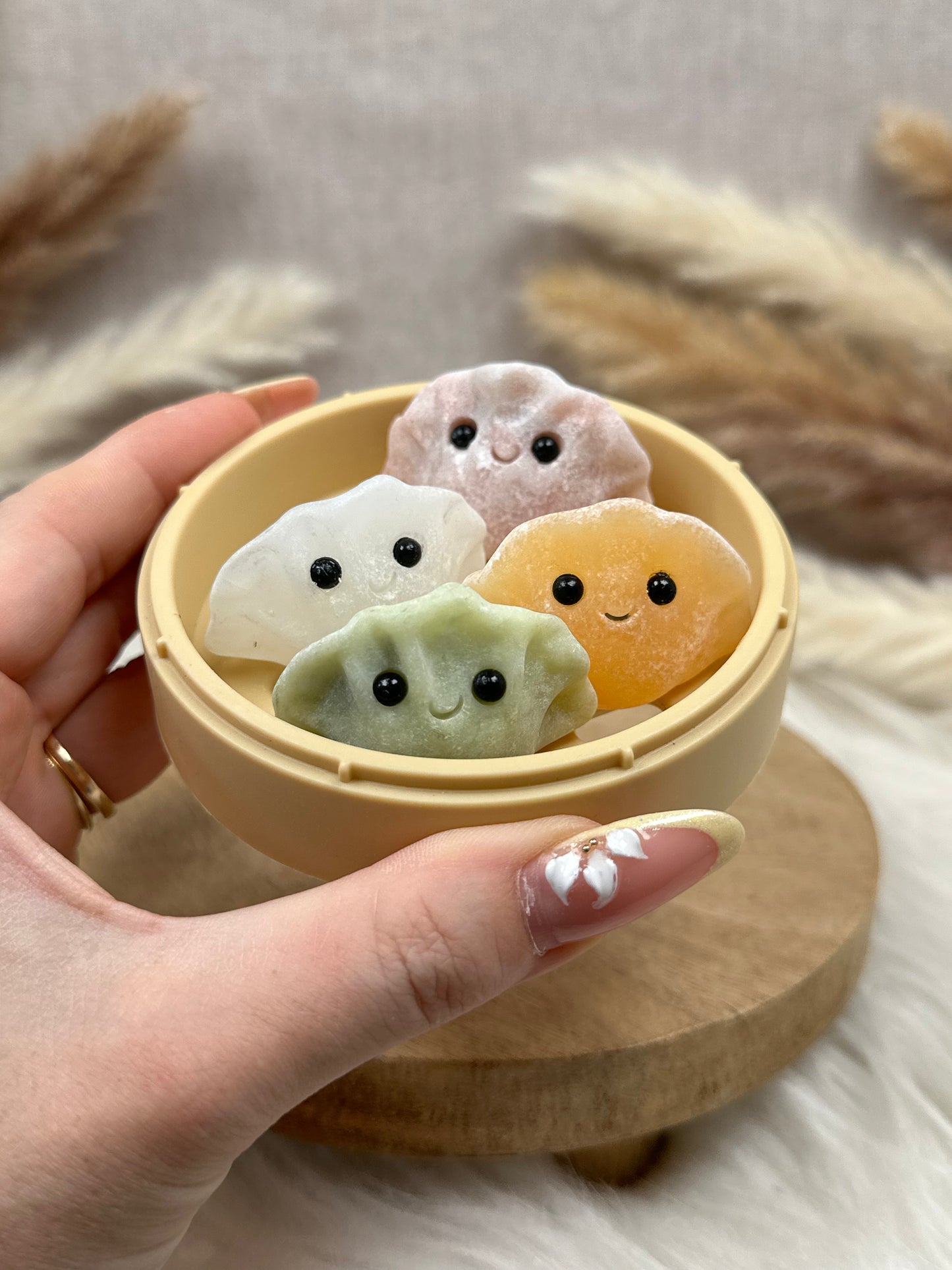 Dumpling Carvings (mit Augen)