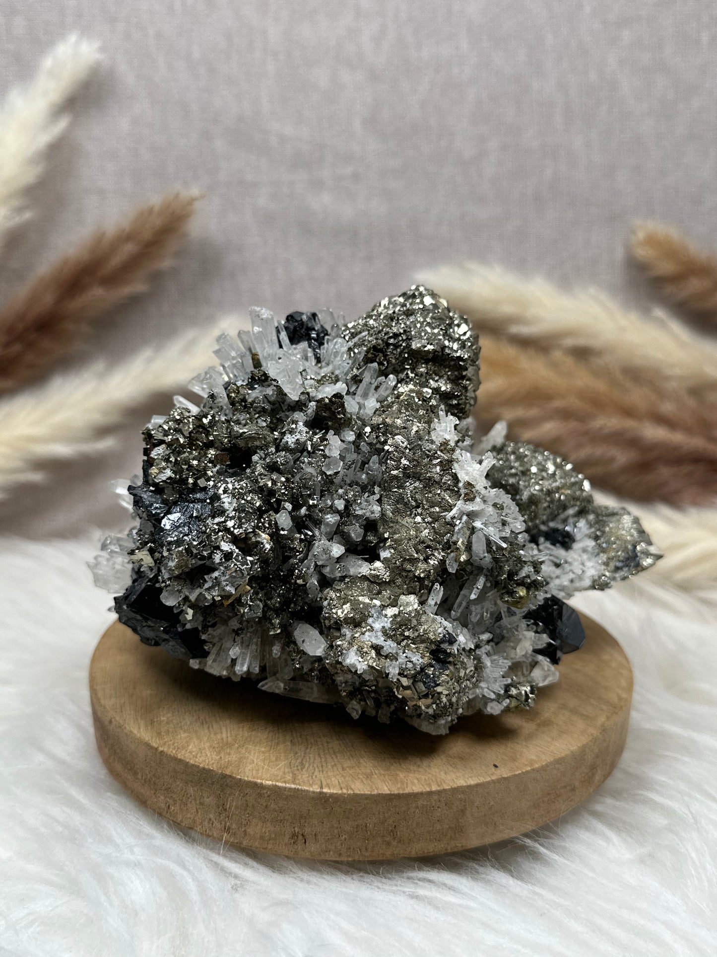 Pyrit mit Sphalerit & Quarz Cluster (1)