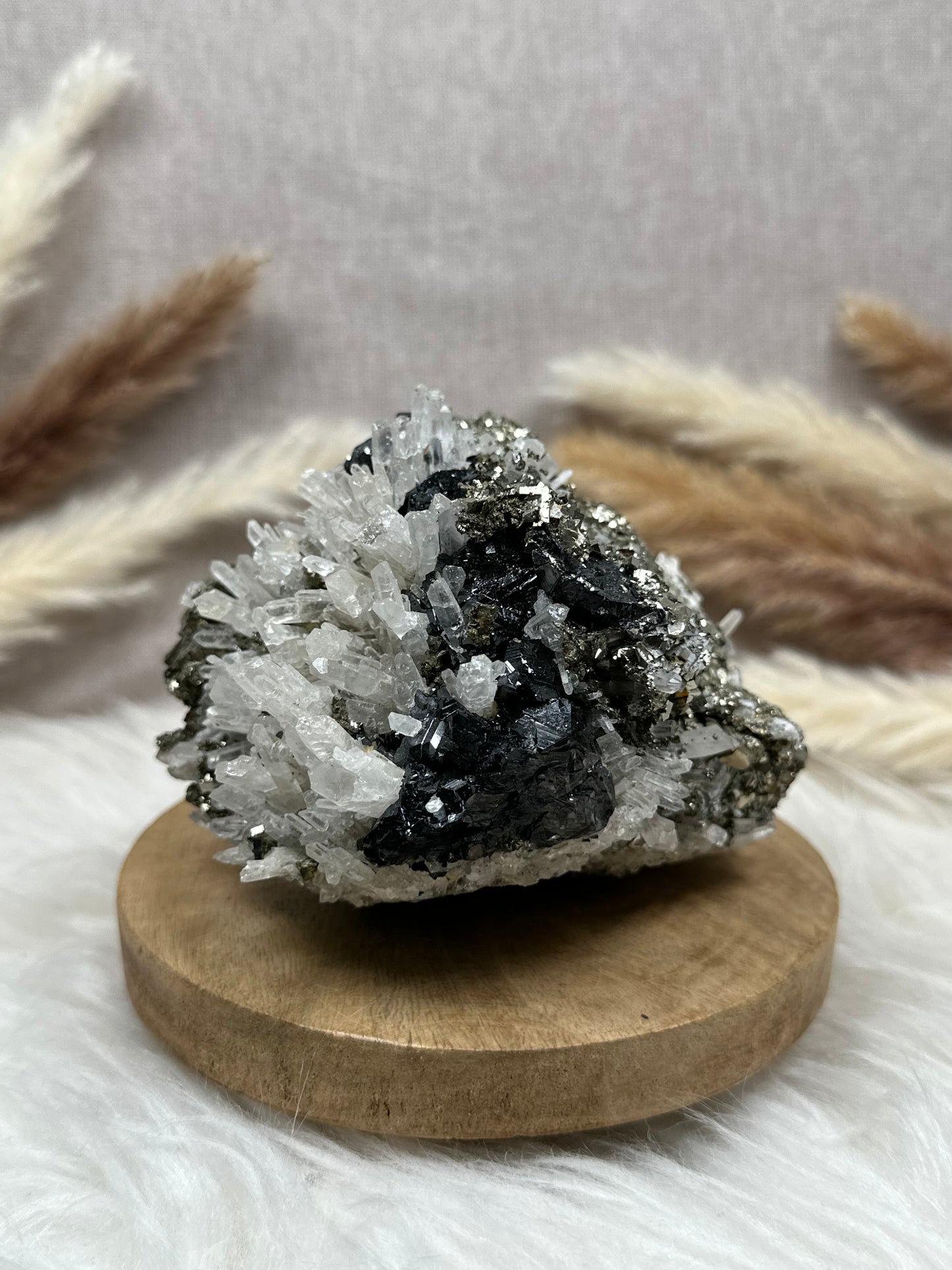 Pyrit mit Sphalerit & Quarz Cluster (1)