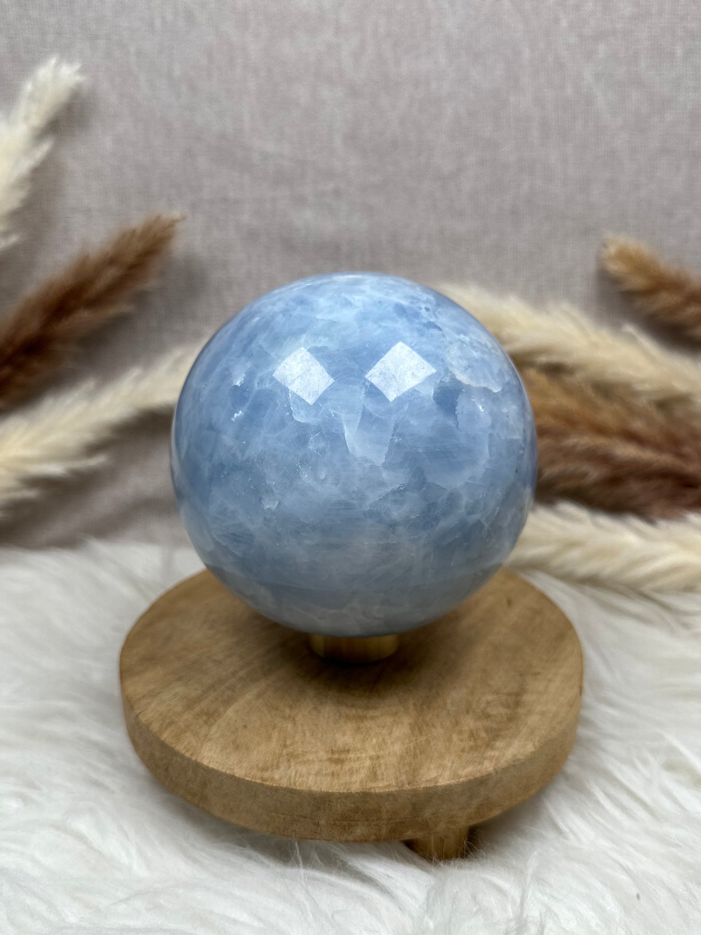 Große blaue Calcit Kugel (1)