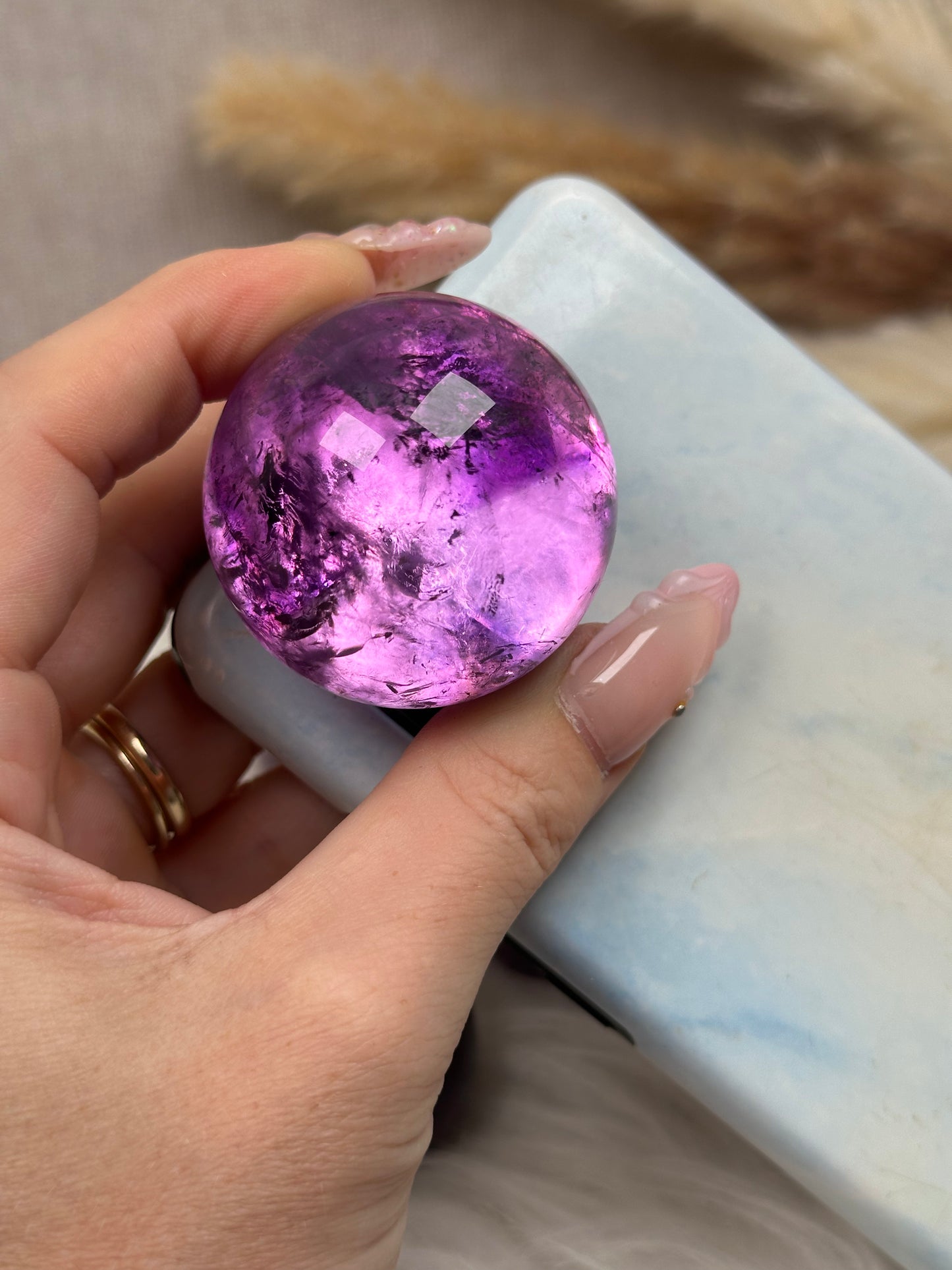 HQ dunkle Amethyst Kugeln