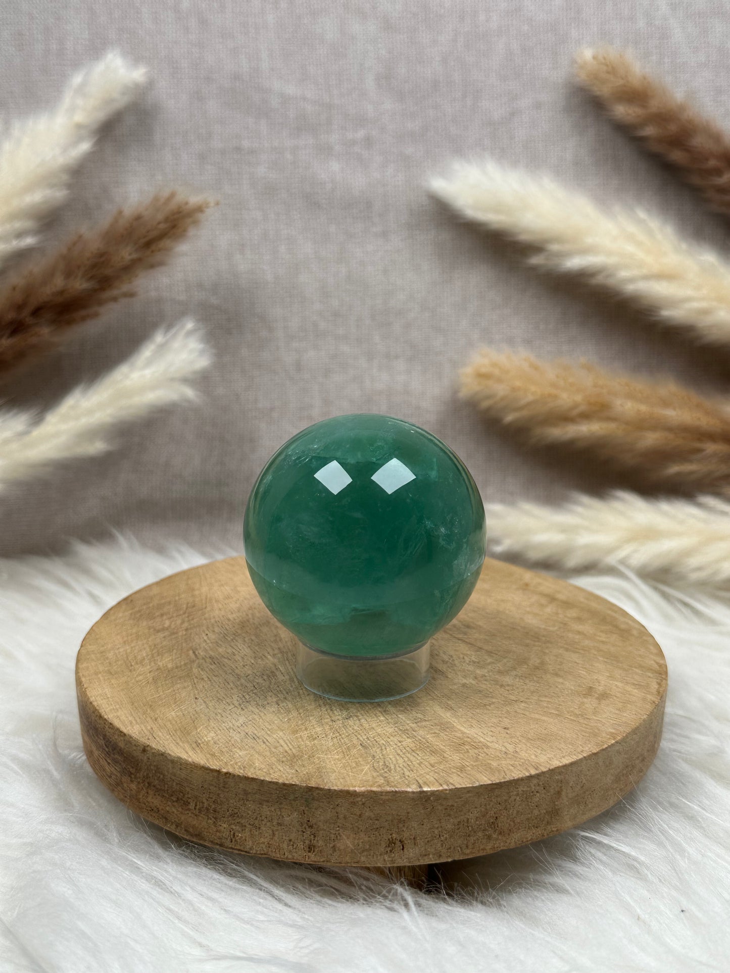Dunkelgrüne Fluorit Kugel (3)