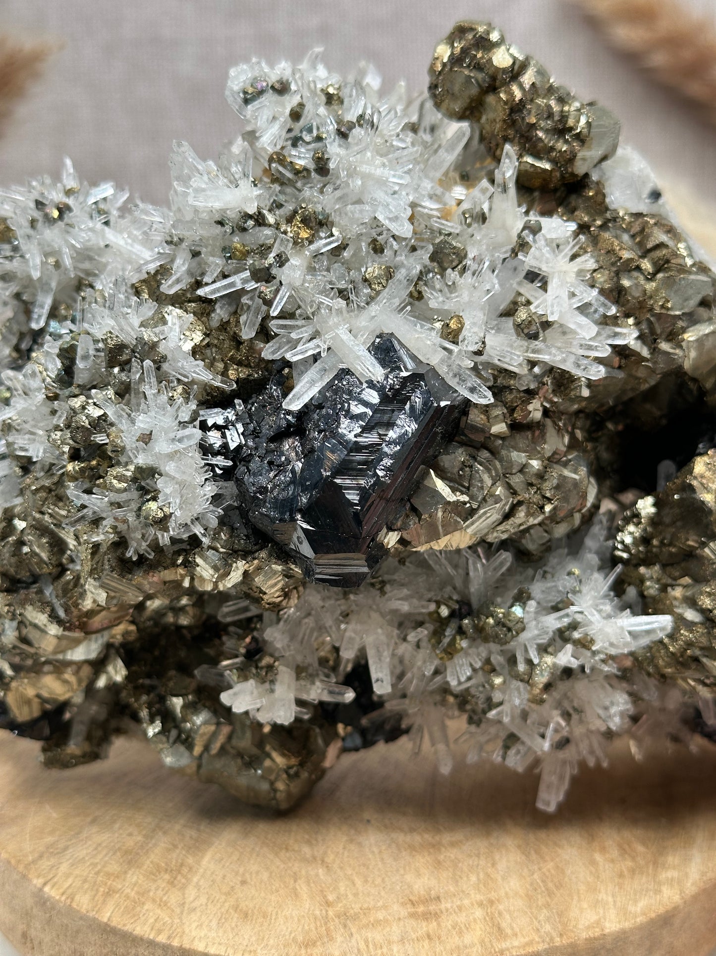 Pyrit mit Sphalerit & Quarz Cluster (2)