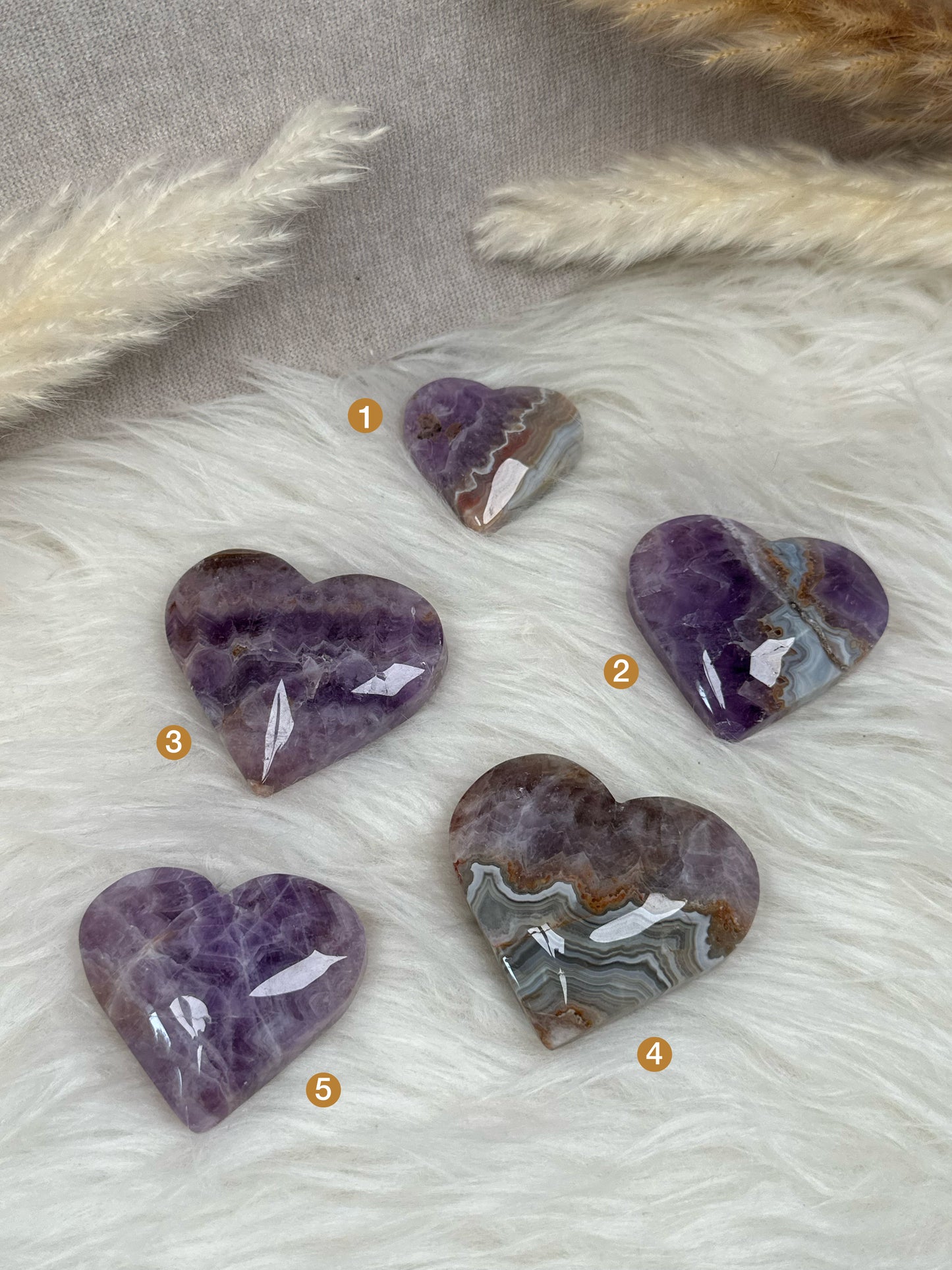 Amethyst mit Achat Herzen