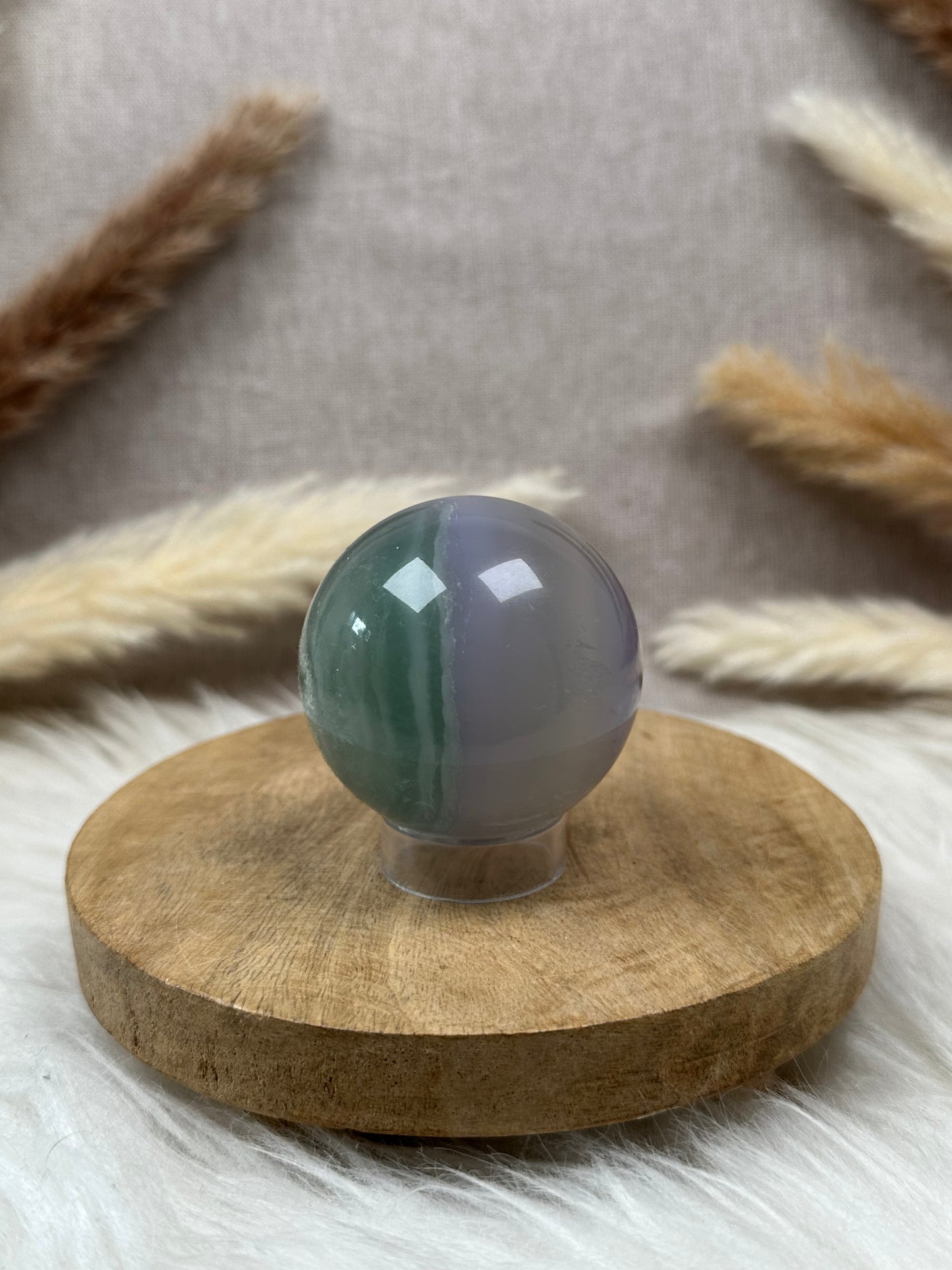 Lavendelfluorit Kugel (1)