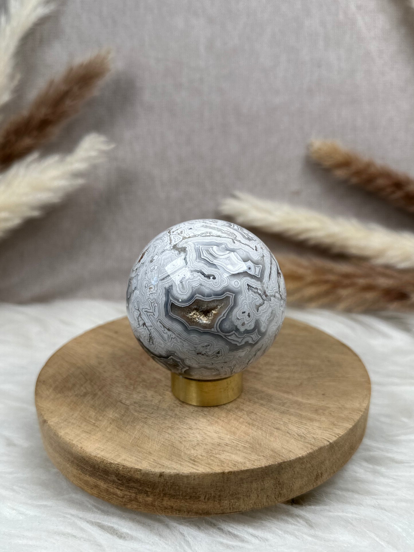 Weiße Crazy Lace Achat Kugel