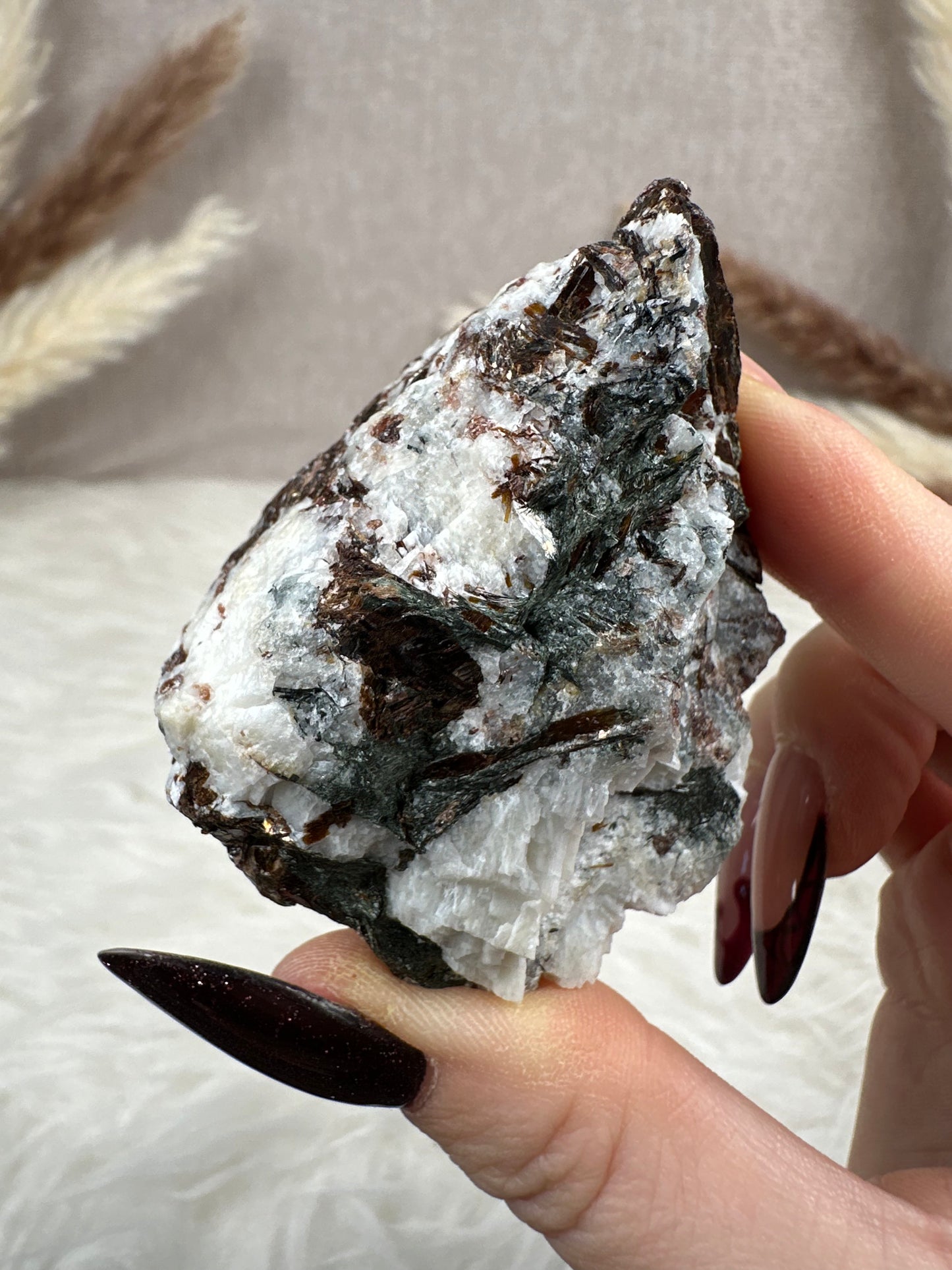 Astrophyllit Rohstein (2)