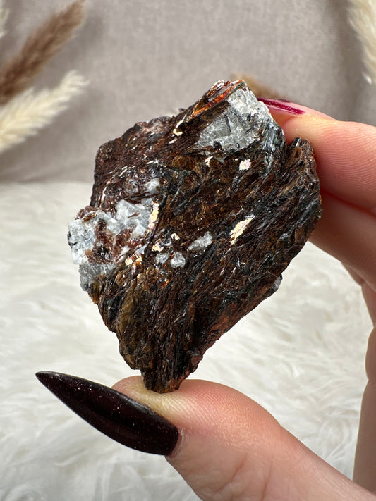 Astrophyllit Rohstein (3)